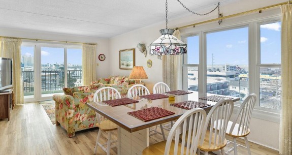 Sandpiper Dunes 601-Living-Area