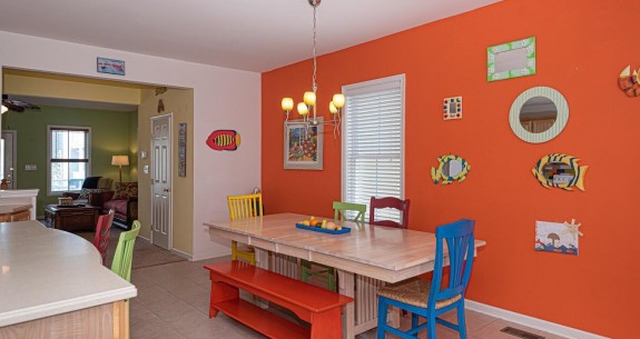 Sunset Island 7-Dining-Area