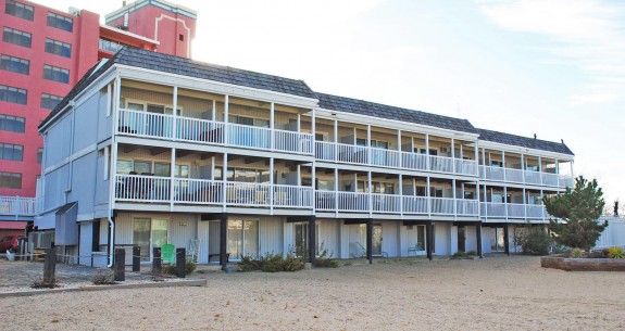 BEACHWALK 24 BUILDING