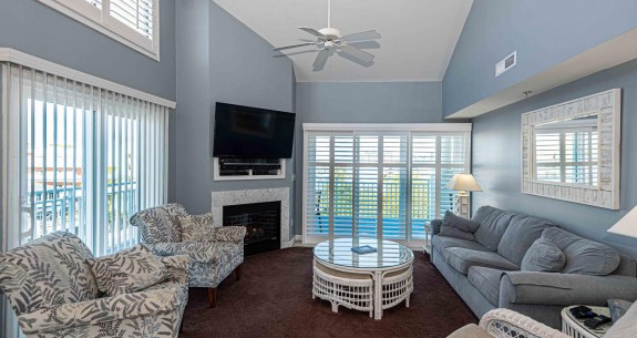 Aventurra 401. LIVING-AREA