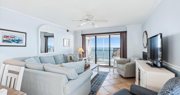 Amber Waves 500- Living Room