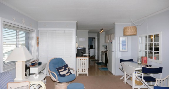 EAST WINDS WEST 302W-LIVING-AREA