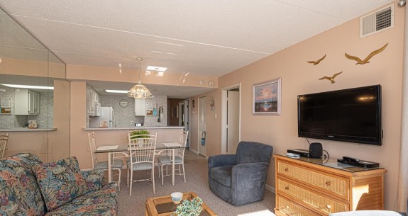 LIVING-AREA-1117-SEA-WATCH-OCEAN-CITY