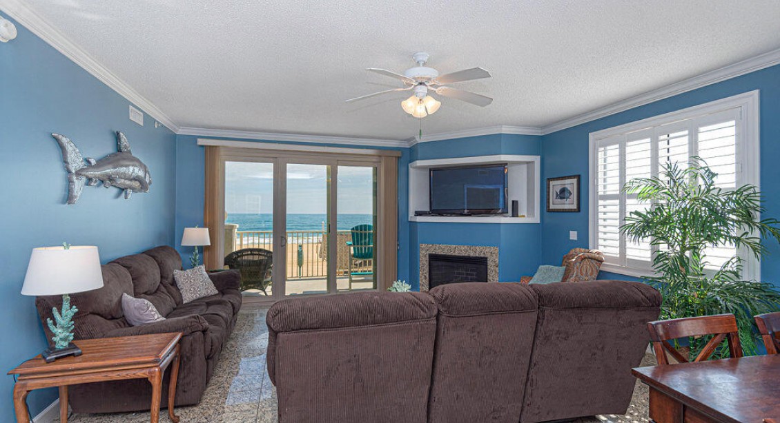 301-OCEANS-EDGE- OCEAN CITY-LIVING-AREA