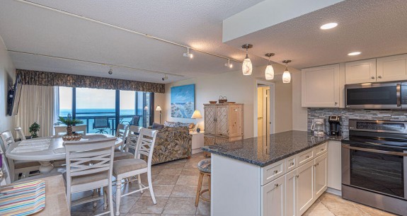 Kitchen Area-Golden Sands 1814