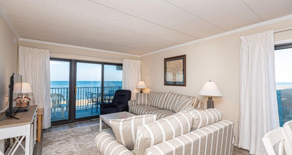 Marigot-Beach-401-Ocean-City-Living-Room