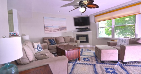 Living Area-Skip Jack 135-I-Ocean City, MD