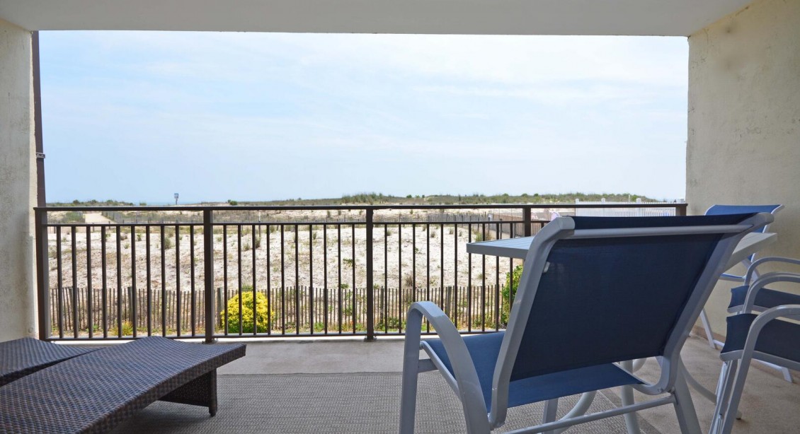LARGE-BALCONY-BEACHLOFT-1E-OCEAN-CITY