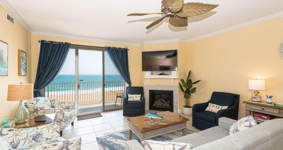 LIVING ROOM-OCEANS EDGE 503