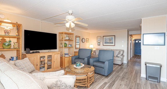 LIVING-AREA