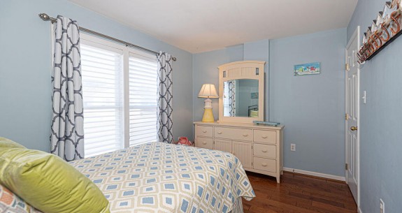 DOUBLE-BEDROOM-FIRST-FLOOR