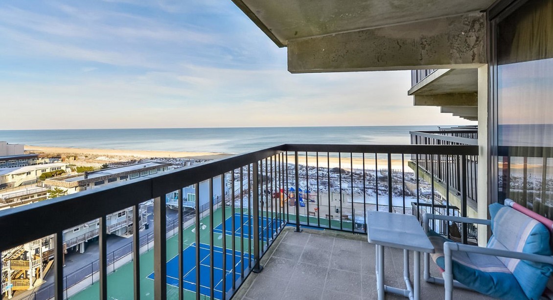 Sea Watch 709 Balcony View