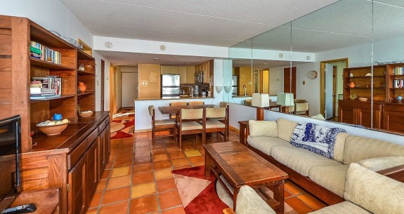Sea Watch 709 Living Room