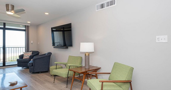 LIVING-AREA