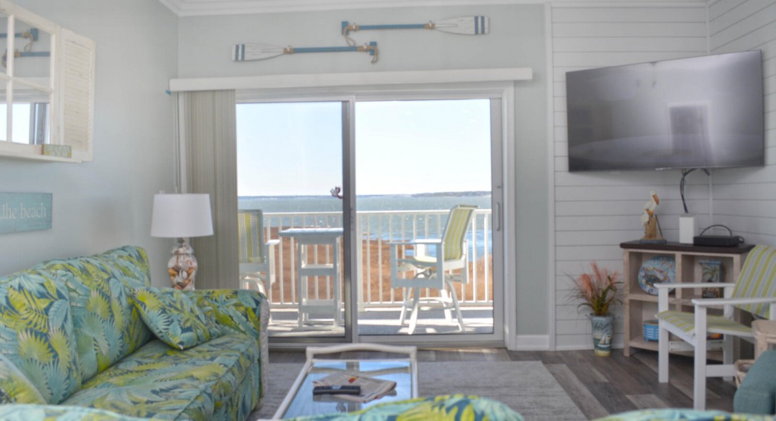 LIVING-AREA-308-MARESOL