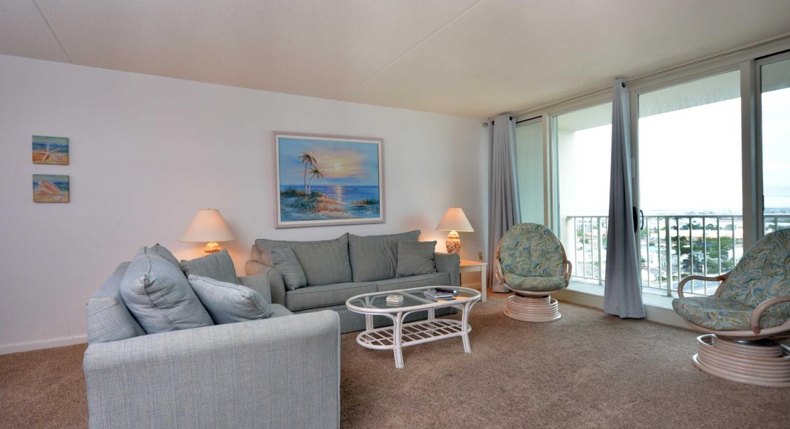 QUAY 1103-LIVING-AREA