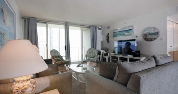 QUAY 1103-LIVING-AREA