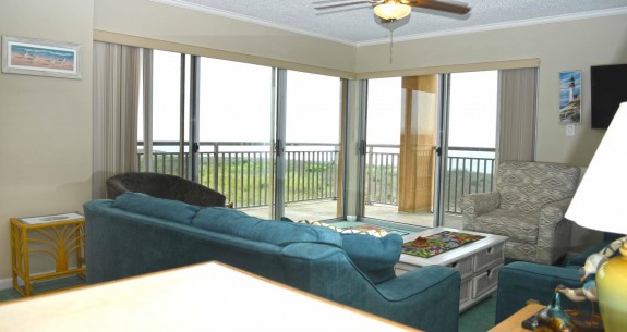 LIVING-AREA
