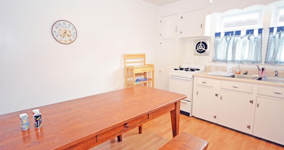 Catalina #7-Kitchen and Dining Area