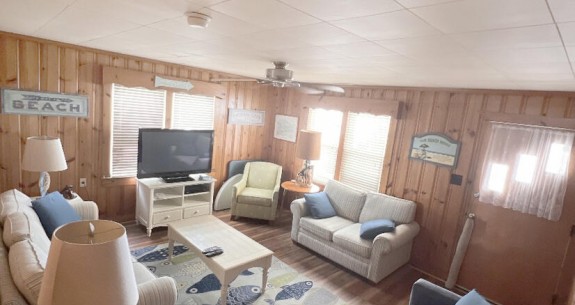 Catalina #7-LIVING-ROOM