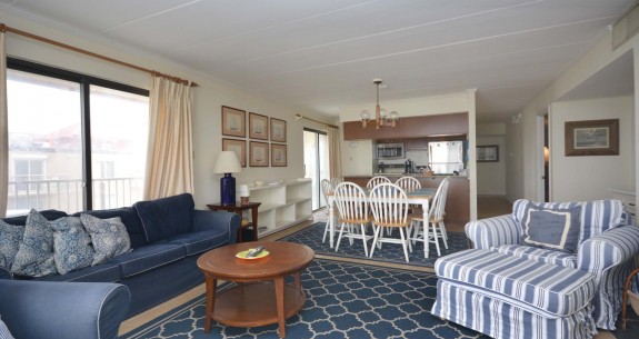 SURFS EDGE 501-LIVING-AREA