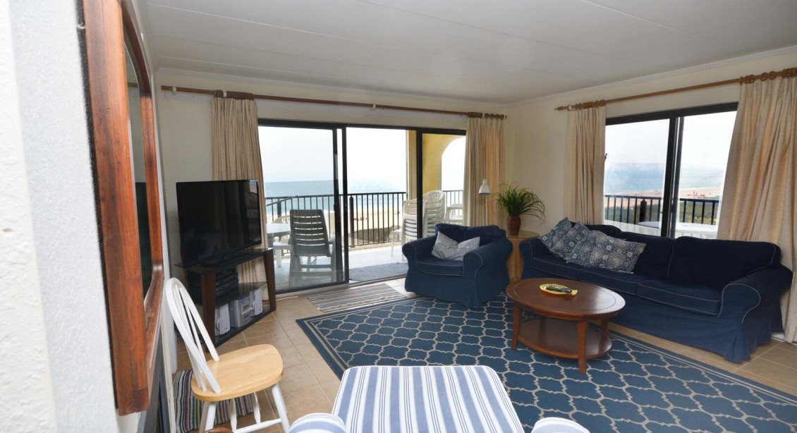 SURFS EDGE 501-LIVING-AREA