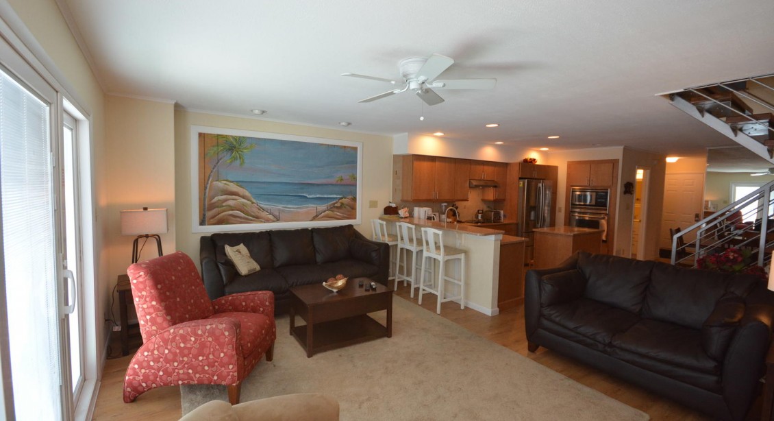 Sunset Cove 10 LIVING ROOM