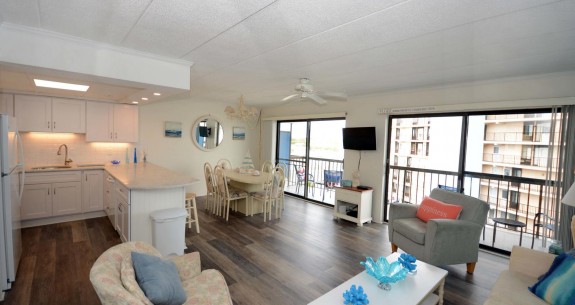 Ocean Princess 406 Living-Room