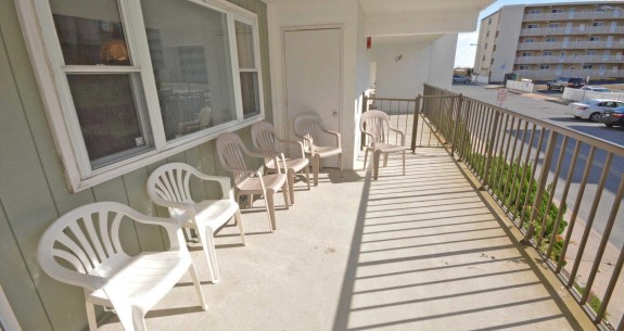 Seahorse 106 Balcony