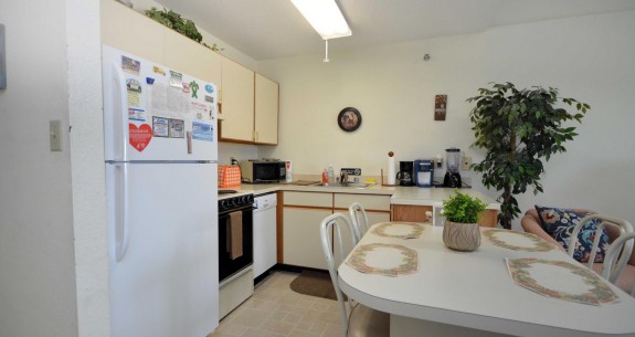 KEY WEST VILLAS 311 - KITCHEN
