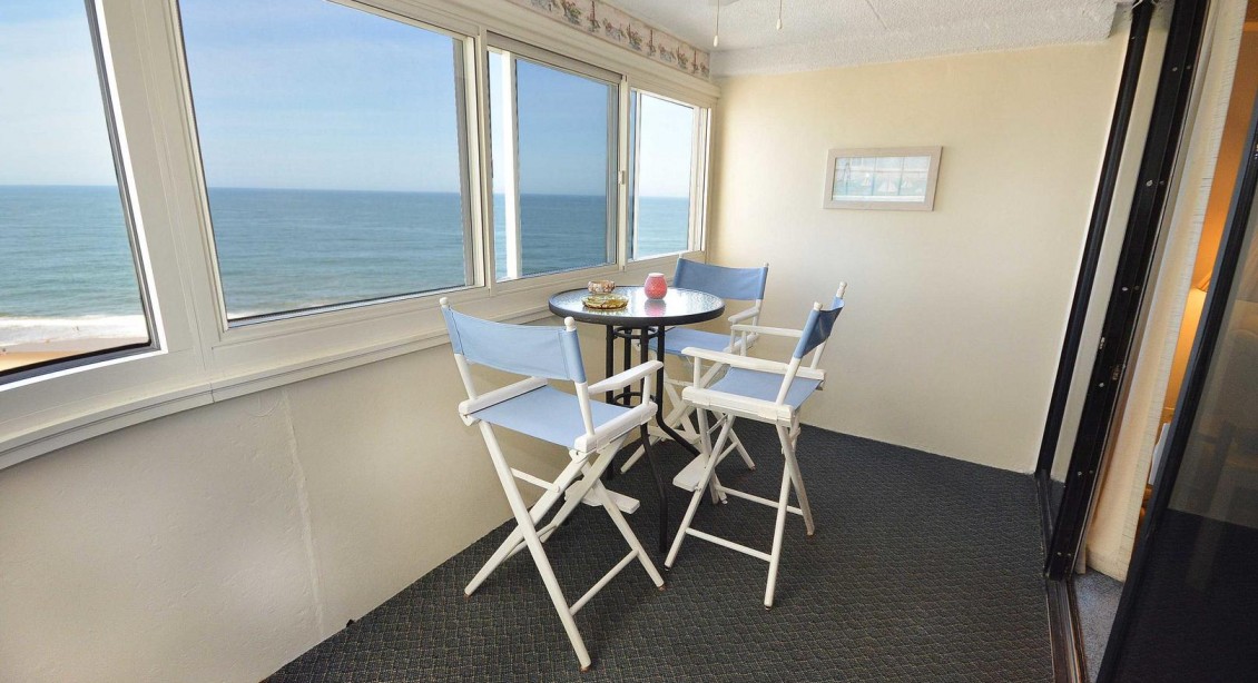 Balcony at Atlantis 1210