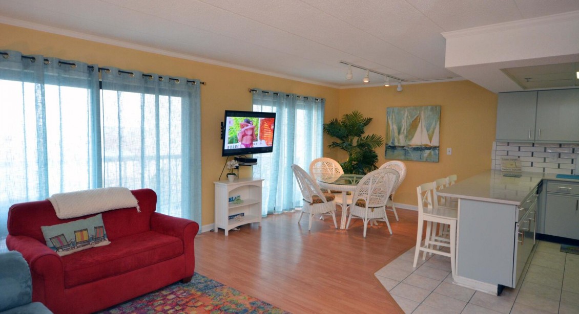 LIVING-AREA at Bay Princess 116