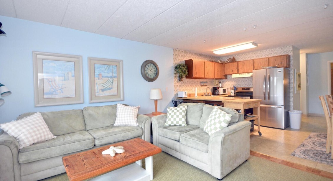 LIVING-AREA