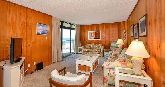 Oceanfront Living Room Sea Terrace 904