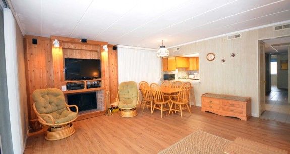 Oasis North 3-S Living-Area