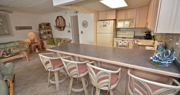 Seabrook 205 Breakfast Bar