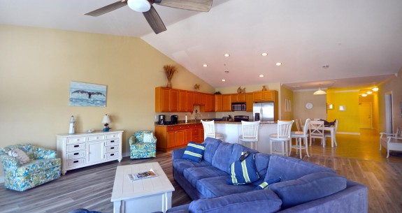 Mariner's Watch #403 Living-Kitchen Area