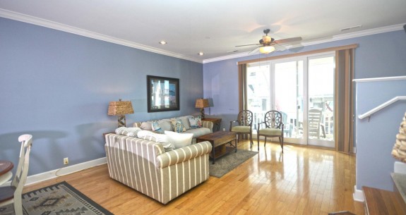 LIVING-AREA