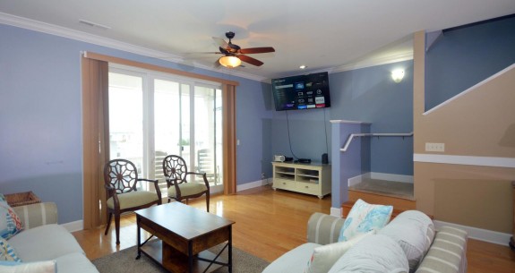 LIVING-AREA