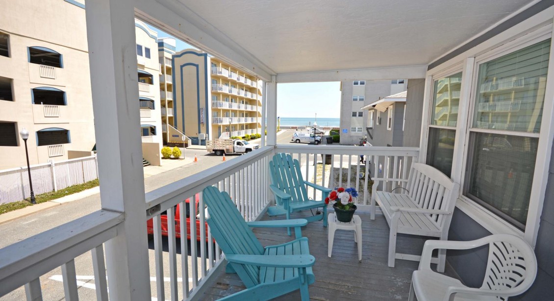Balcony-View-Brass-Eagle-3-Ocean-City