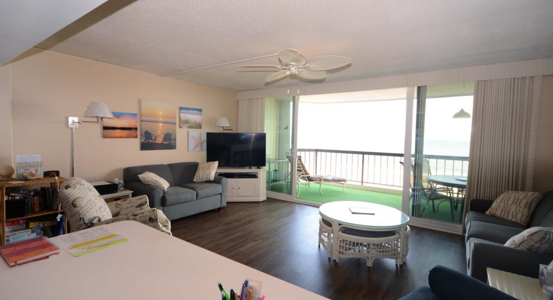  Irene 705 Living Area