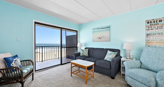 Decatur House 410 Oceanfront Living Area