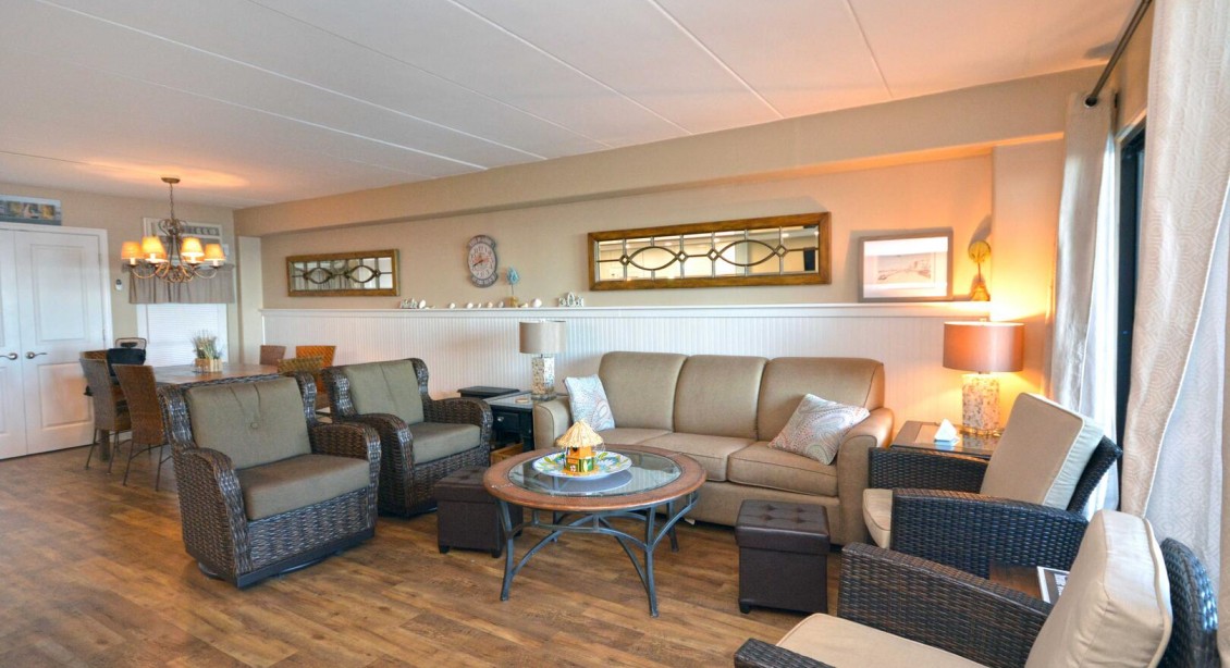 LIVING-AREA-2C-HIGHPOINT-SOUTH-OCEAN-CITY