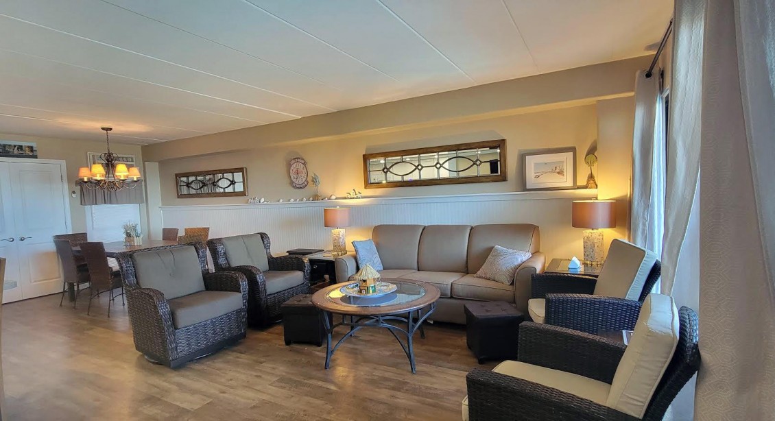 LIVING-AREA-2C-HIGHPOINT-SOUTH-OCEAN-CITY