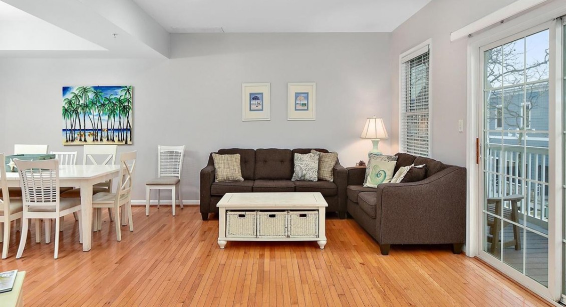 Boards Edge Villas 102 Living Area