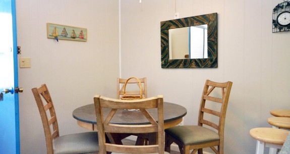 SEVENTY-ONE EAST 102-DINING-AREA