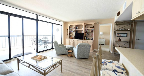 LIVING-AREA