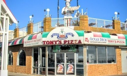 Entrance of Tony's Pizza