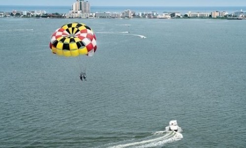 Maryland flag Parasail in Bay