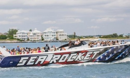 Speedboat Sea Rocket in Bay